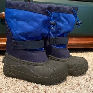 Columbia boys size 1, insulated and waterproof